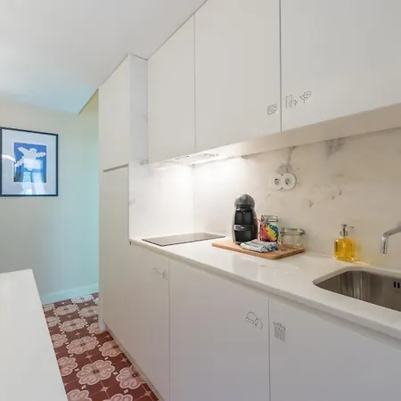 Guestready - Lofted Getaway In Downtown Apartment